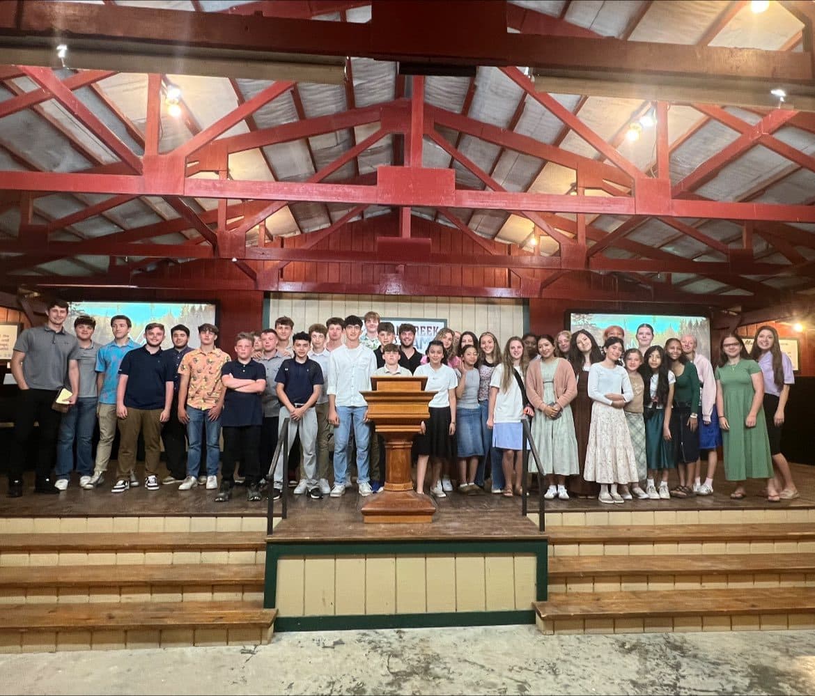 Lakecrest youth gathered together at summer camp